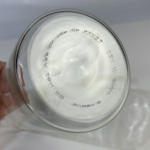 Vintage PYREX Glass Handled Pitcher - Picture 5 of 11